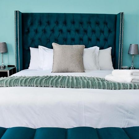 Thamani Guest House Randfontein Экстерьер фото