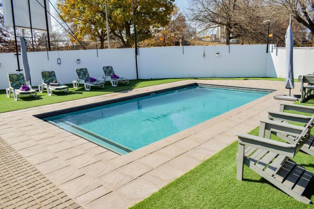 Thamani Guest House Randfontein Экстерьер фото